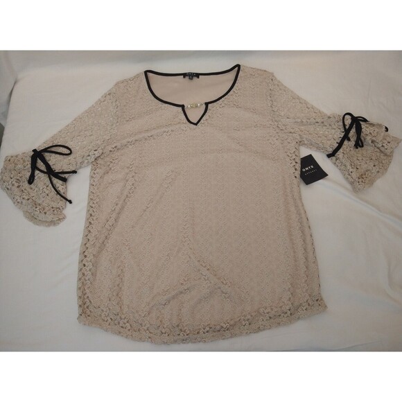 NWT Onyx Apparel Sz XL Cream Shirt Crochet Bell Sleeve Boho Cottage - Picture 7 of 10